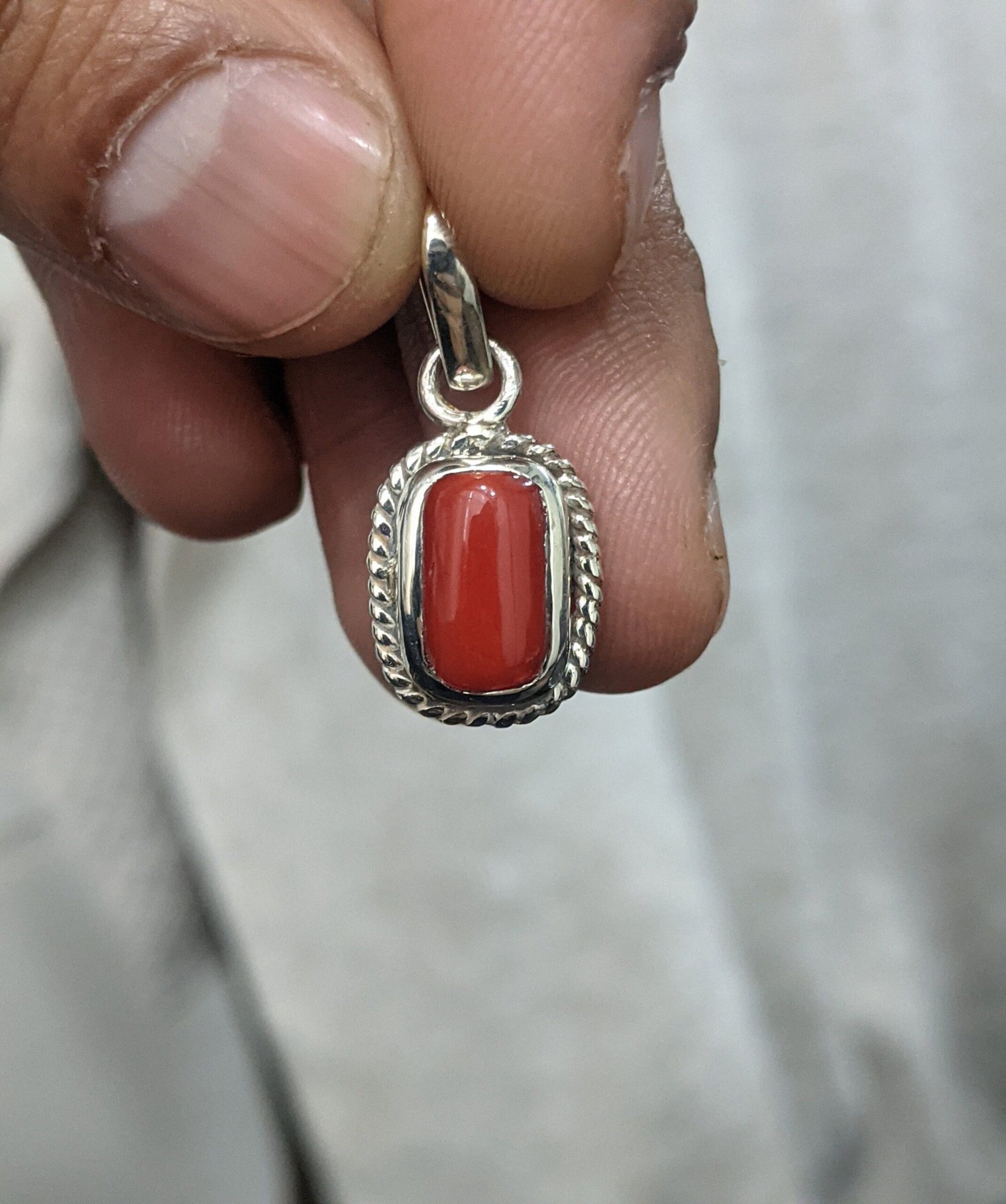 RED CORAL MOONGA SILVER PENDANT